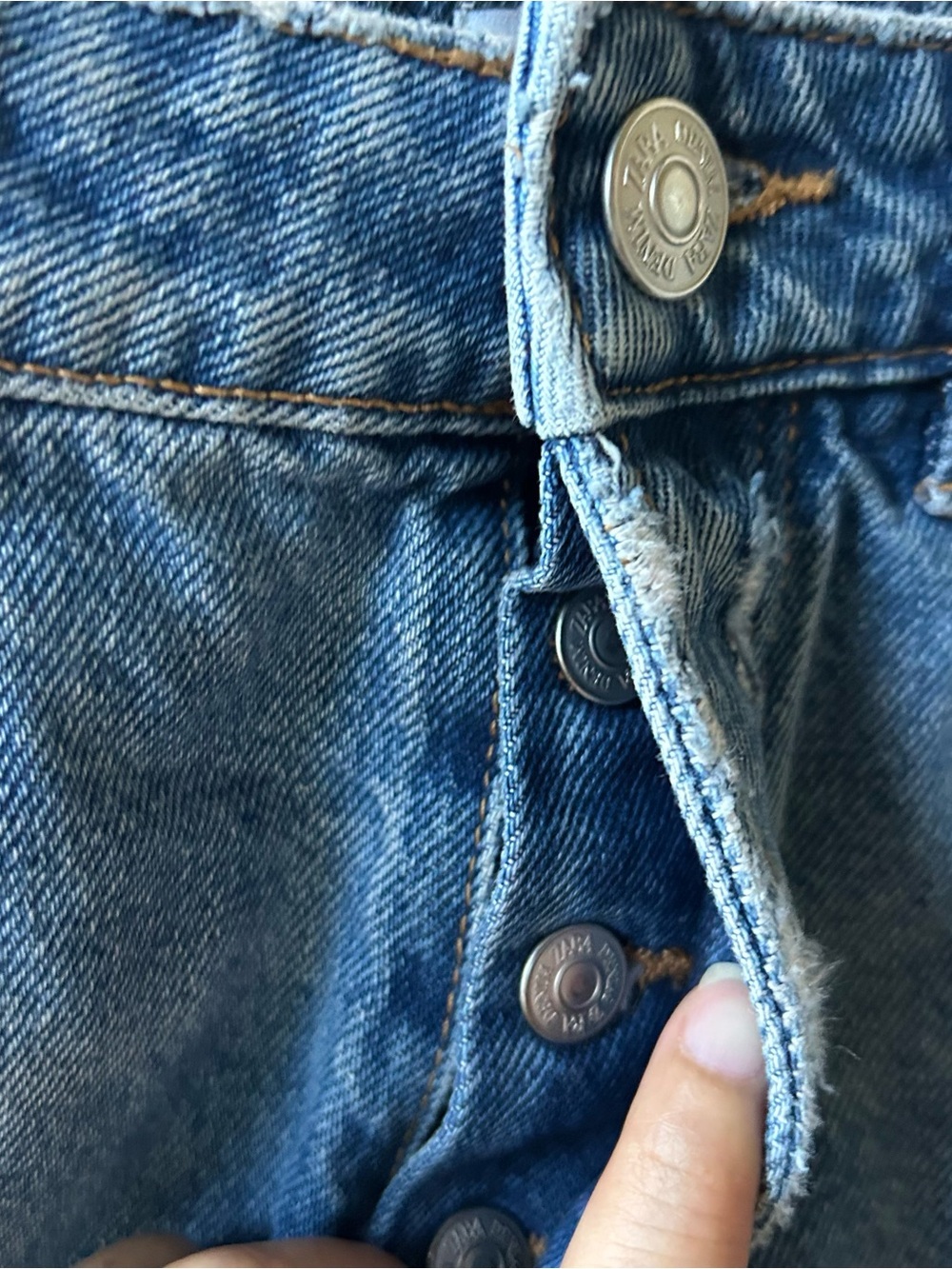 Zara festival Blue Distressed buttons fly frayed Cutoff Denim Shorts size 00 - Picture 5 of 6